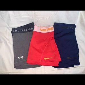 Nike and UA spandex bundle + free gift!